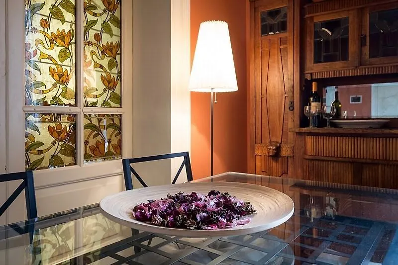 Appartamento Basile, Palazzo Renda Palermo